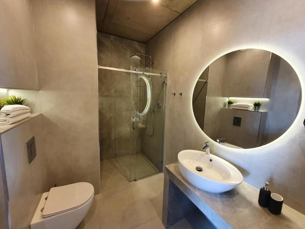 Apartmán 15 Pietro Sokolska 30 Towers - New - Lux - Parking - Sauna - Gym- And The View In