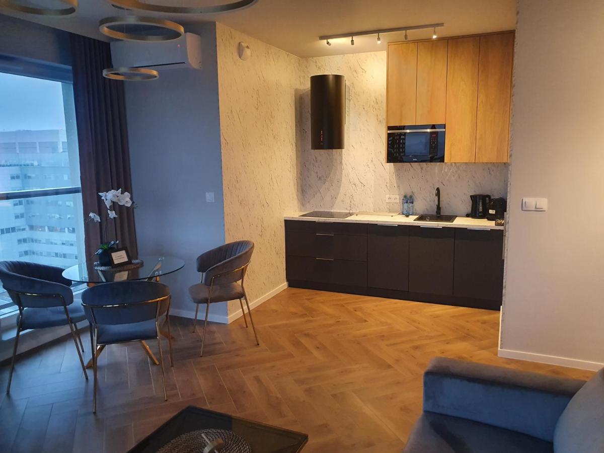 15 Pietro Sokolska 30 Towers - New - Lux - Parking - Sauna - Gym- And The View In *
