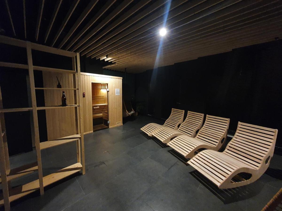 15 Pietro Sokolska 30 Towers - New - Lux - Parking - Sauna - Gym- And The View In Leilighet *
