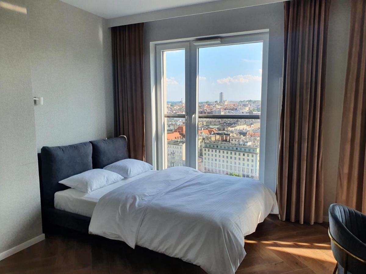 Apartmán 15 Pietro Sokolska 30 Towers - New - Lux - Parking - Sauna - Gym- And The View In Katovice
