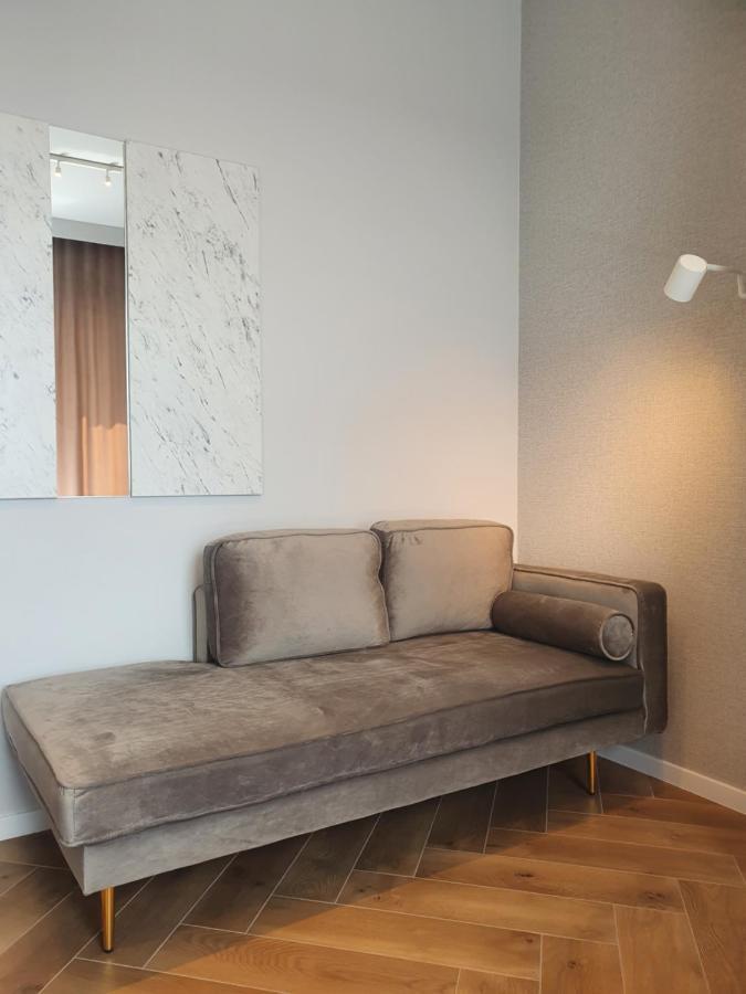 15 Pietro Sokolska 30 Towers - New - Lux - Parking - Sauna - Gym- And The View In Apartmán